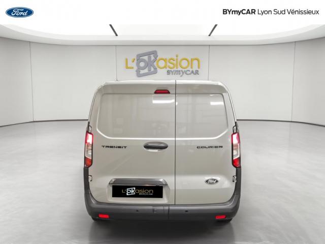 Ford Transit Courier image 5