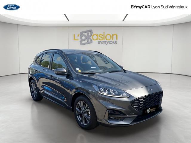 Ford Kuga image 2