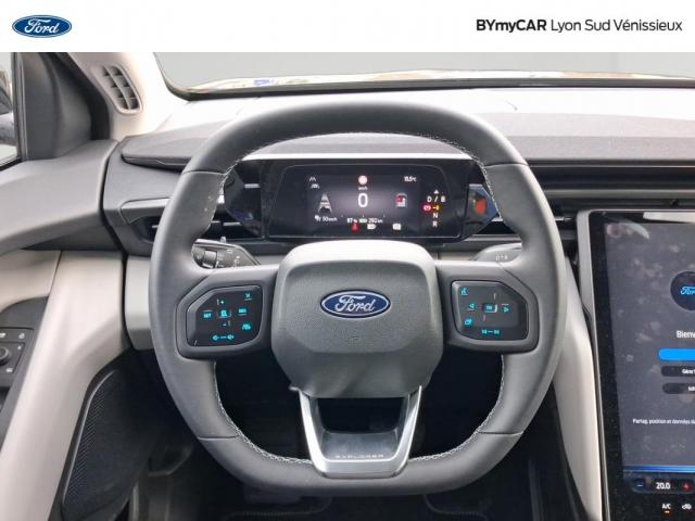 Ford Explorer image 2