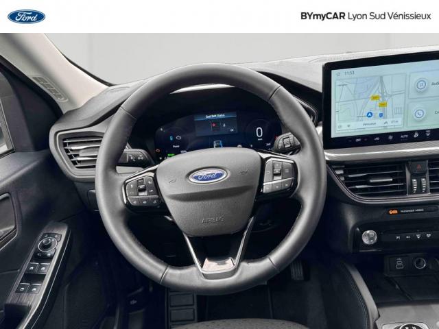 Ford Kuga image 1