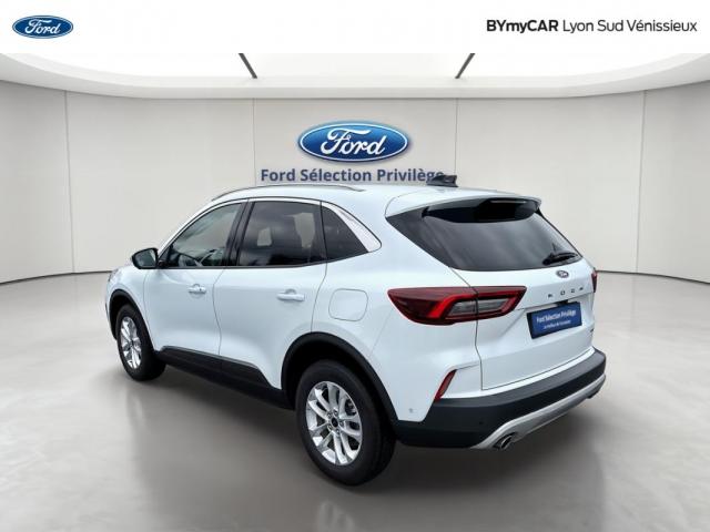 Ford Kuga image 9