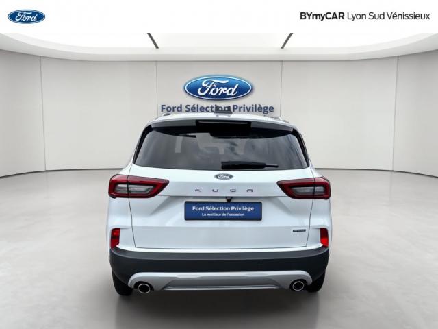 Ford Kuga image 2