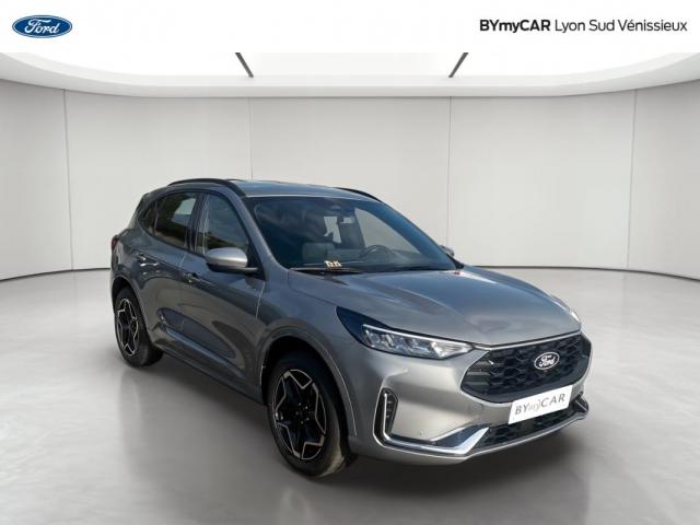 Ford Kuga image 3