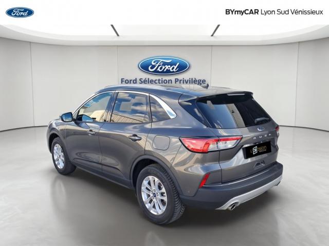 Ford Kuga image 8