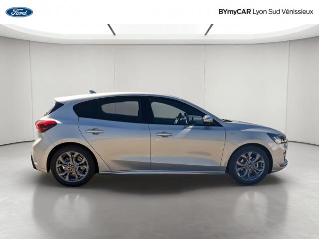 Ford Focus image 4