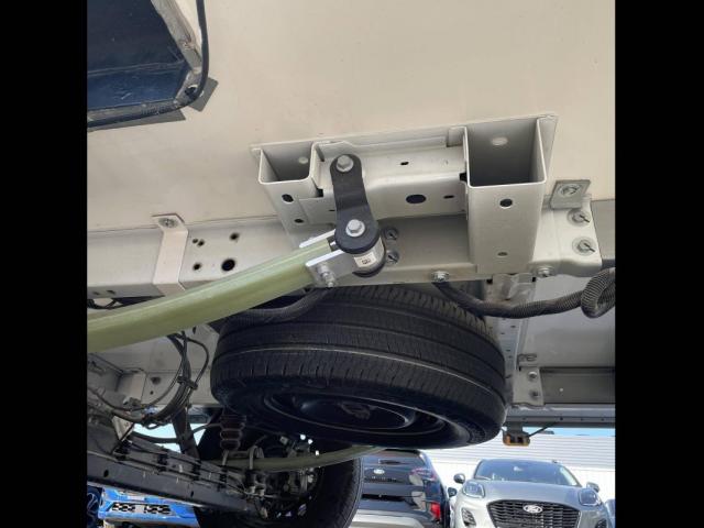Ford Transit image 4