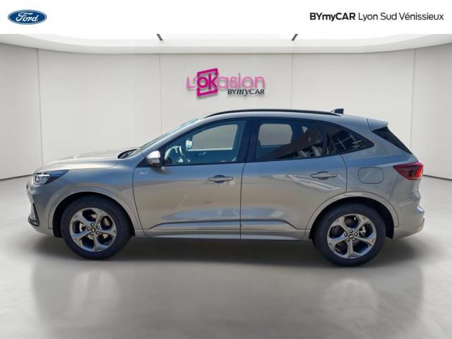 Ford Kuga image 6