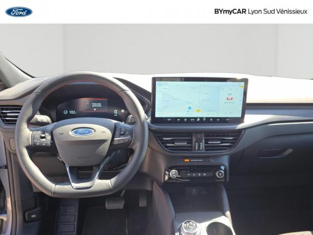 Ford Kuga image 1