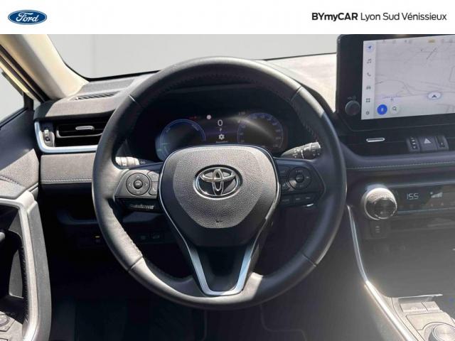 Toyota Rav4 image 2