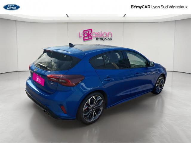 Ford Focus image 2