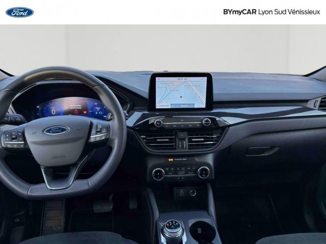 Ford Kuga image 3