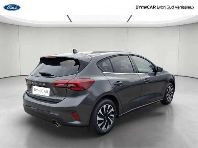Ford Focus image 3