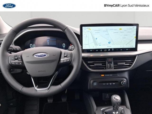 Ford Focus image 9