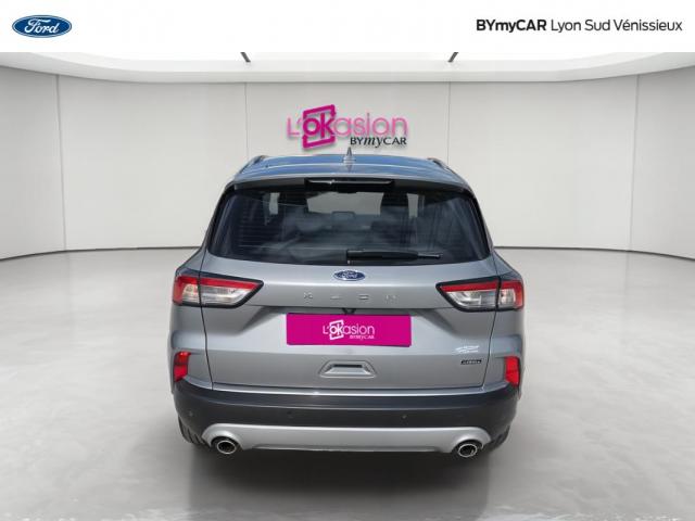 Ford Kuga image 4