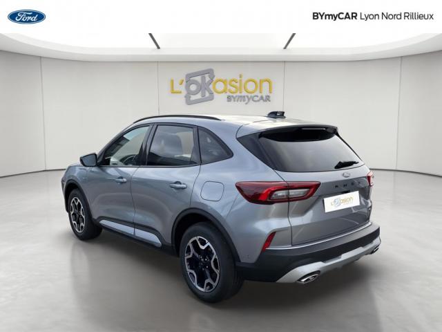 Ford Kuga image 8