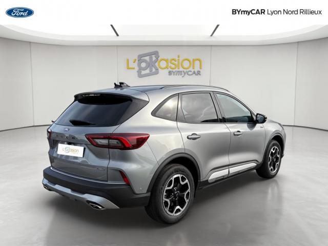 Ford Kuga image 3
