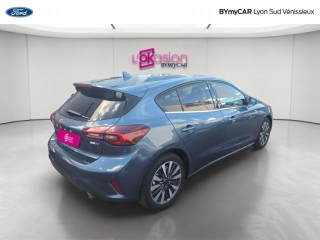 Ford Focus image 8