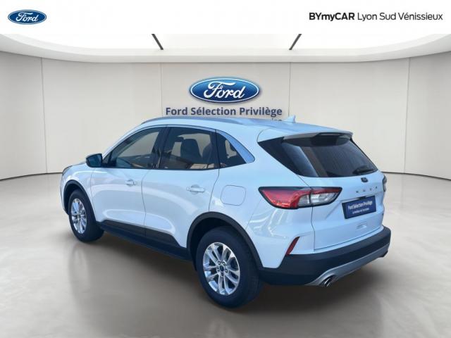 Ford Kuga image 6