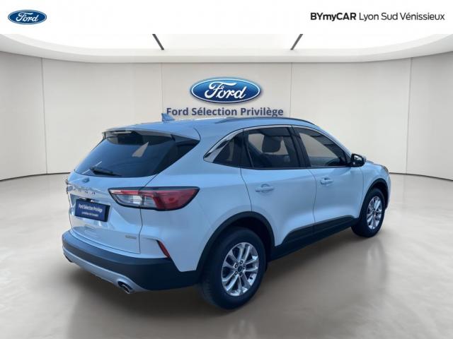 Ford Kuga image 4