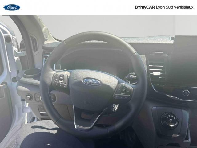 Ford Transit image 3