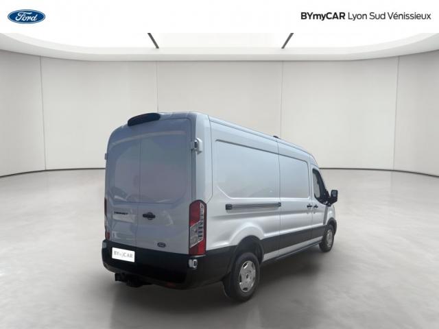 Ford Transit image 4