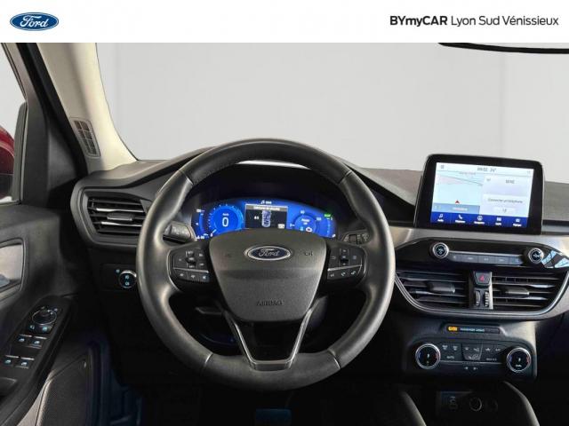 Ford Kuga image 6