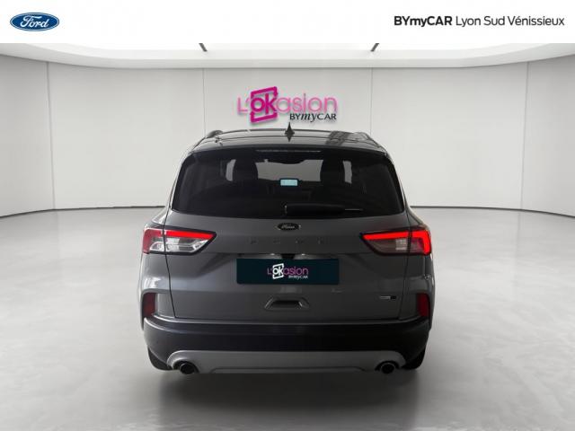 Ford Kuga image 8