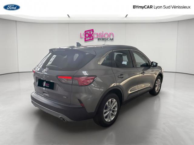 Ford Kuga image 6