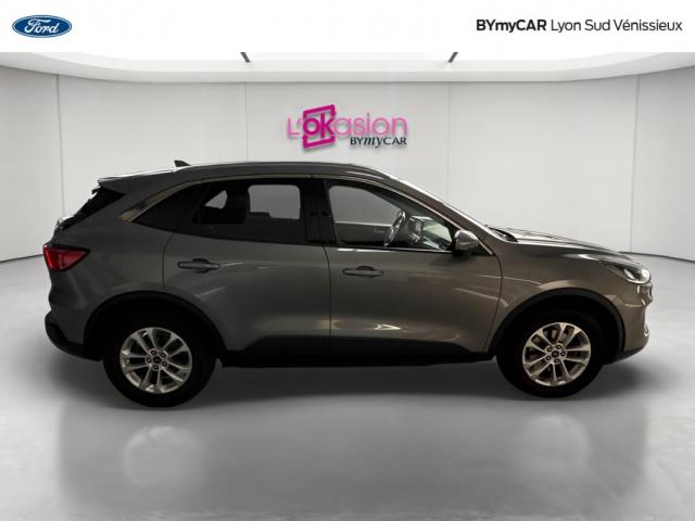 Ford Kuga image 7