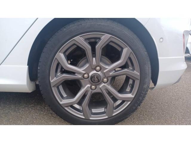 Ford Fiesta image 3