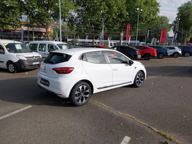 Renault Clio image 9