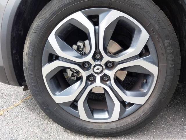 Renault Captur image 1
