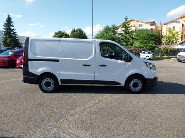 Renault Trafic image 8