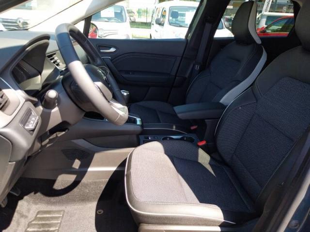 Renault Captur image 8