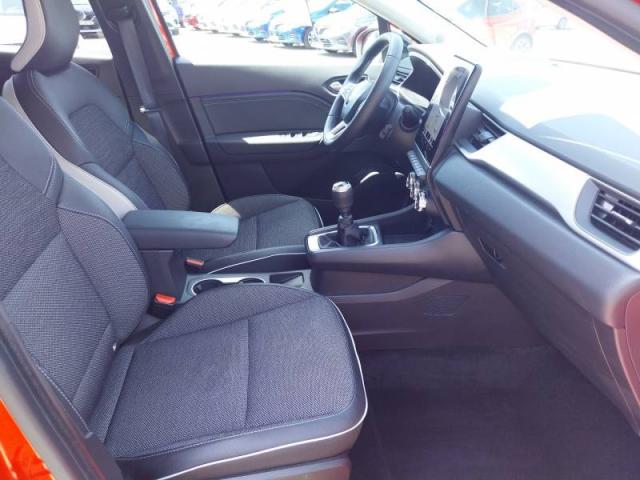 Renault Captur image 8