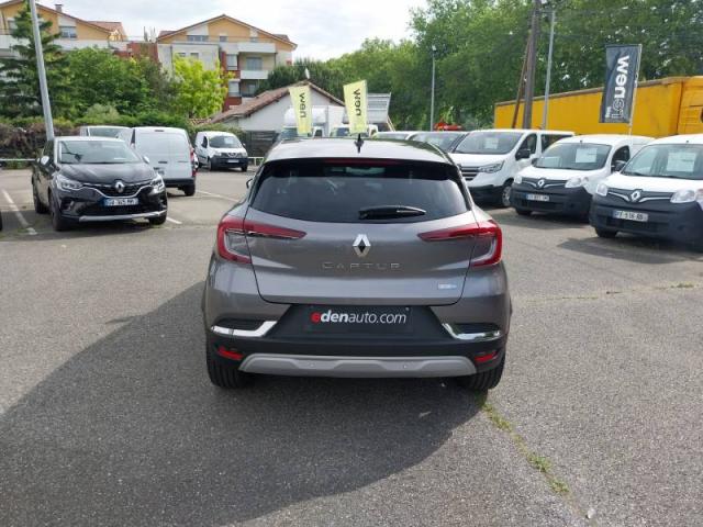 Renault Captur image 1