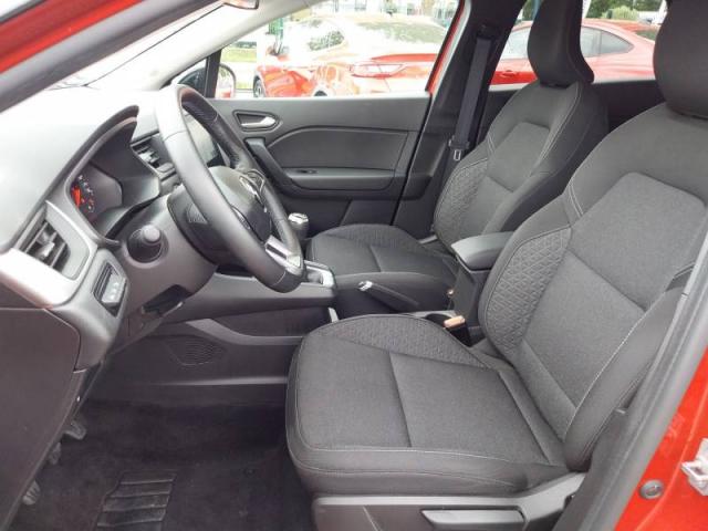 Renault Captur image 6