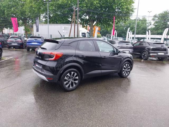 Renault Captur image 2
