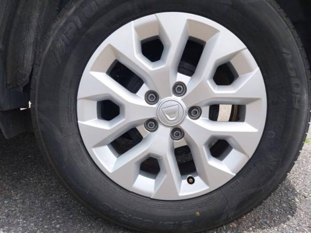Dacia Duster image 7