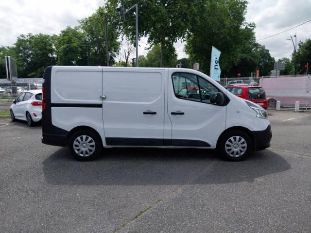 Renault Trafic image 8
