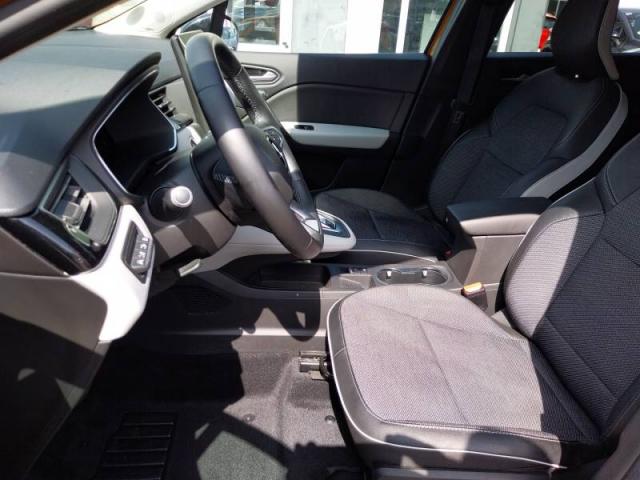 Renault Captur image 6