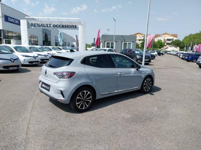 Renault Clio image 2