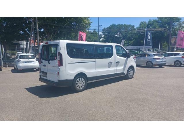 Renault Trafic image 1