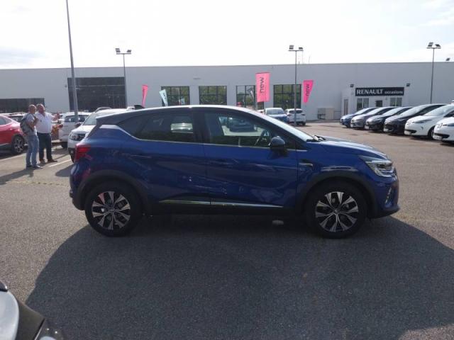 Renault Captur image 9