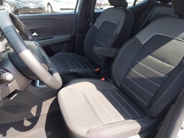 Dacia Sandero image 1