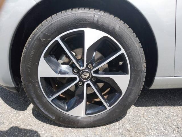 Renault Zoe image 2