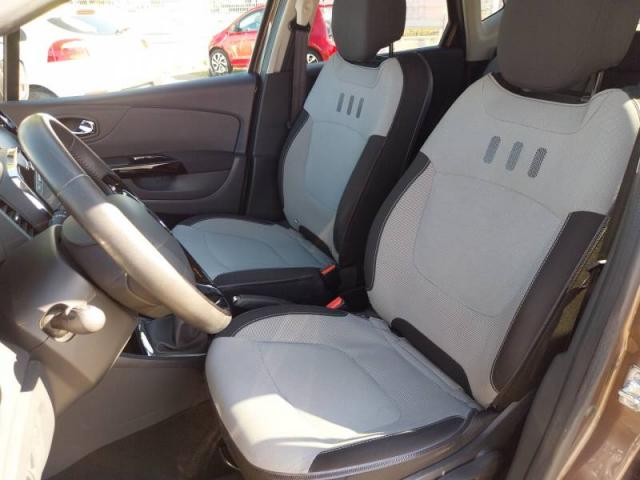Renault Captur image 6