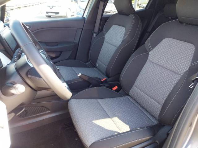 Renault Clio image 8