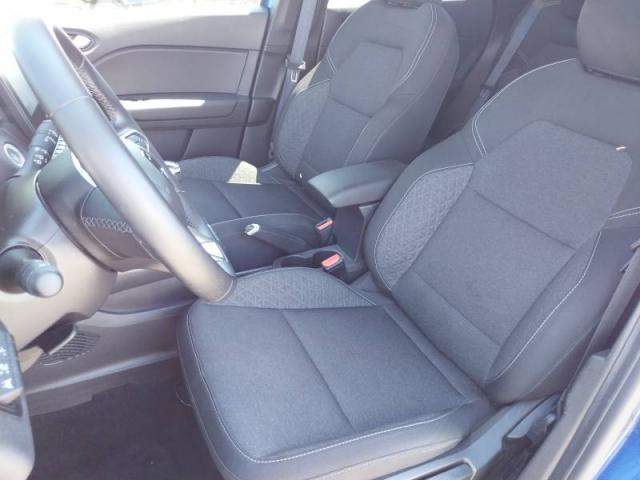 Renault Captur image 1