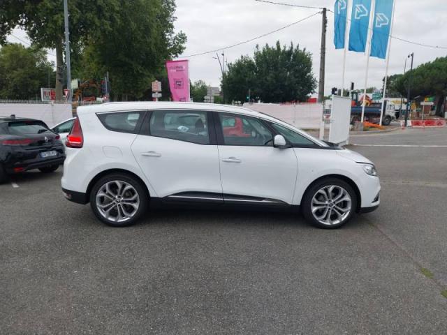 Renault Grand Scénic image 2